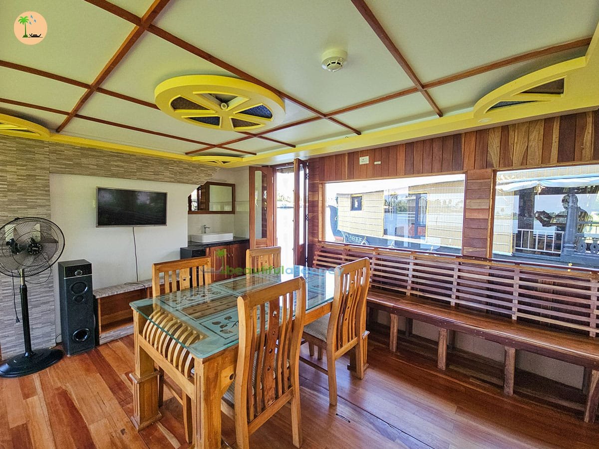 1 Bedroom Premium Houseboat RAJ01 (16) 1 bedroom houseboat ac dining