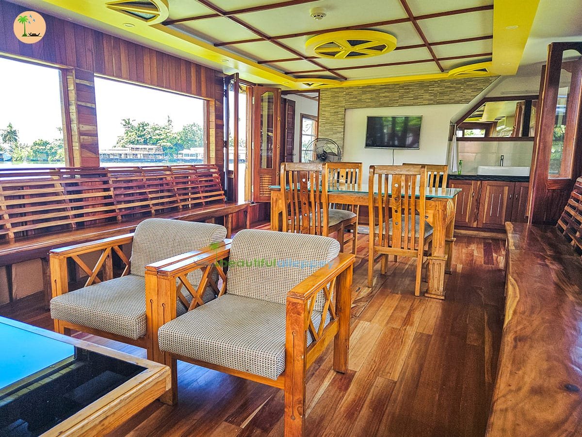 1 Bedroom Premium Houseboat RAJ01 (19) ac dining in alleppey houseboat