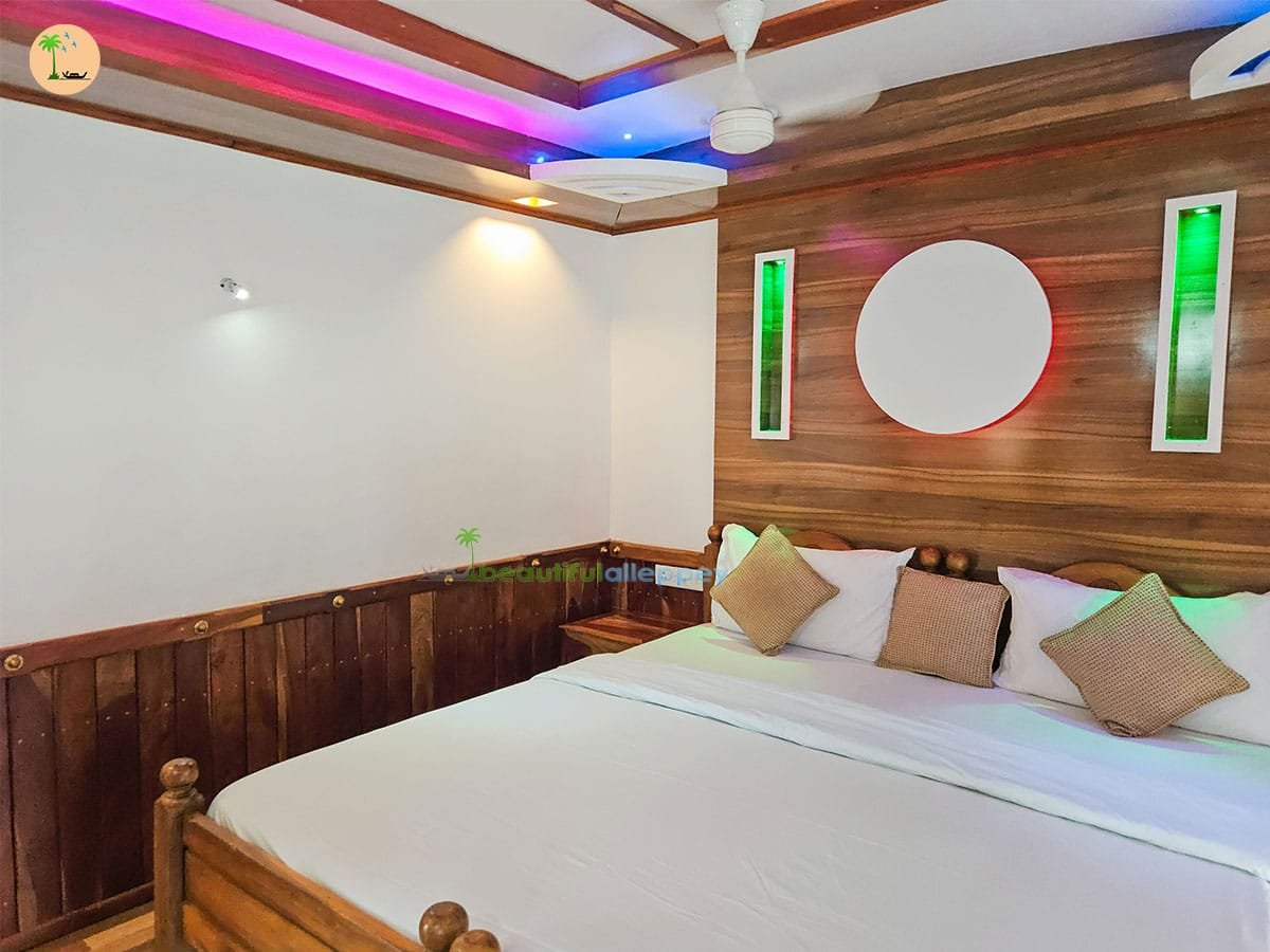 1 Bedroom Premium Houseboat RAJ01 (7) premium 1 bedroom houseboat