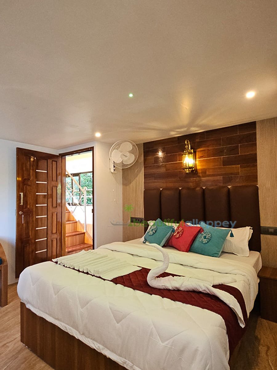 Product-Image-Ganga 3 Bedroom premium houseboat alleppey