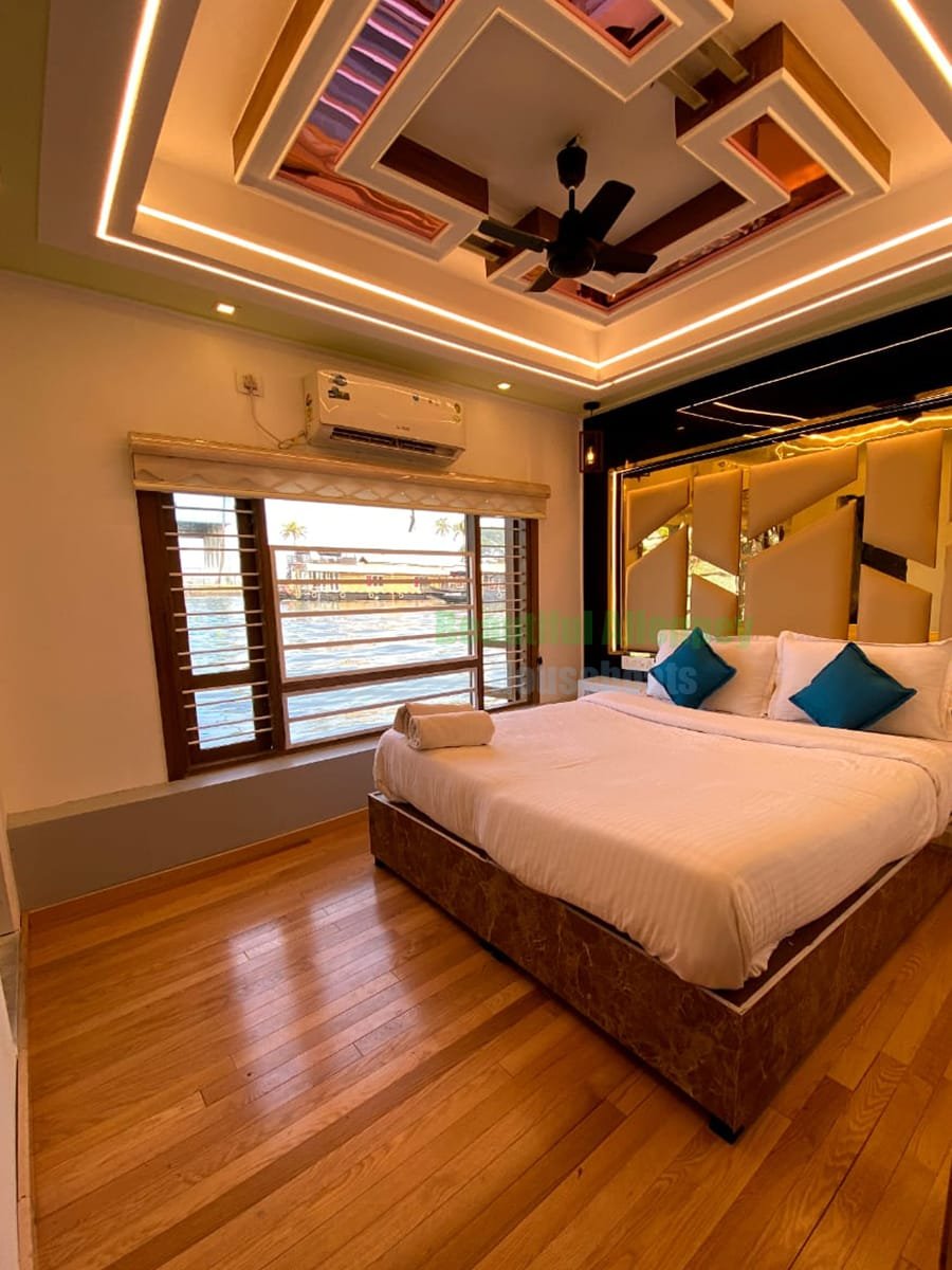 Product-image-Riv01 Alleppey houseboat booking