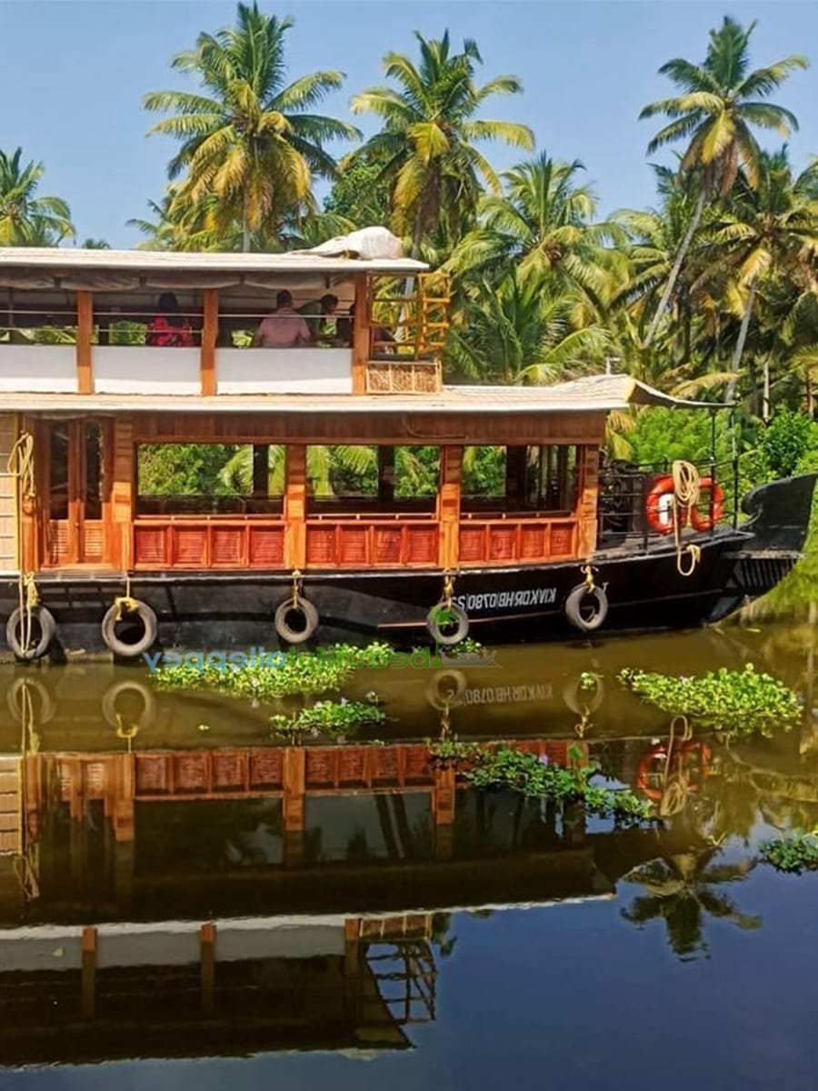 Product-image 1 Bedroom Premium boat house in alleppey booking